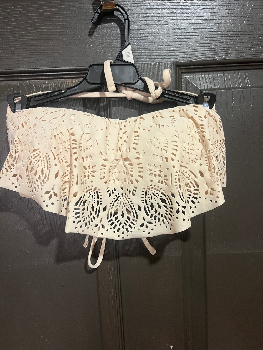 Xhilaration Ivory Laser-Cut bikini top with removable necktie